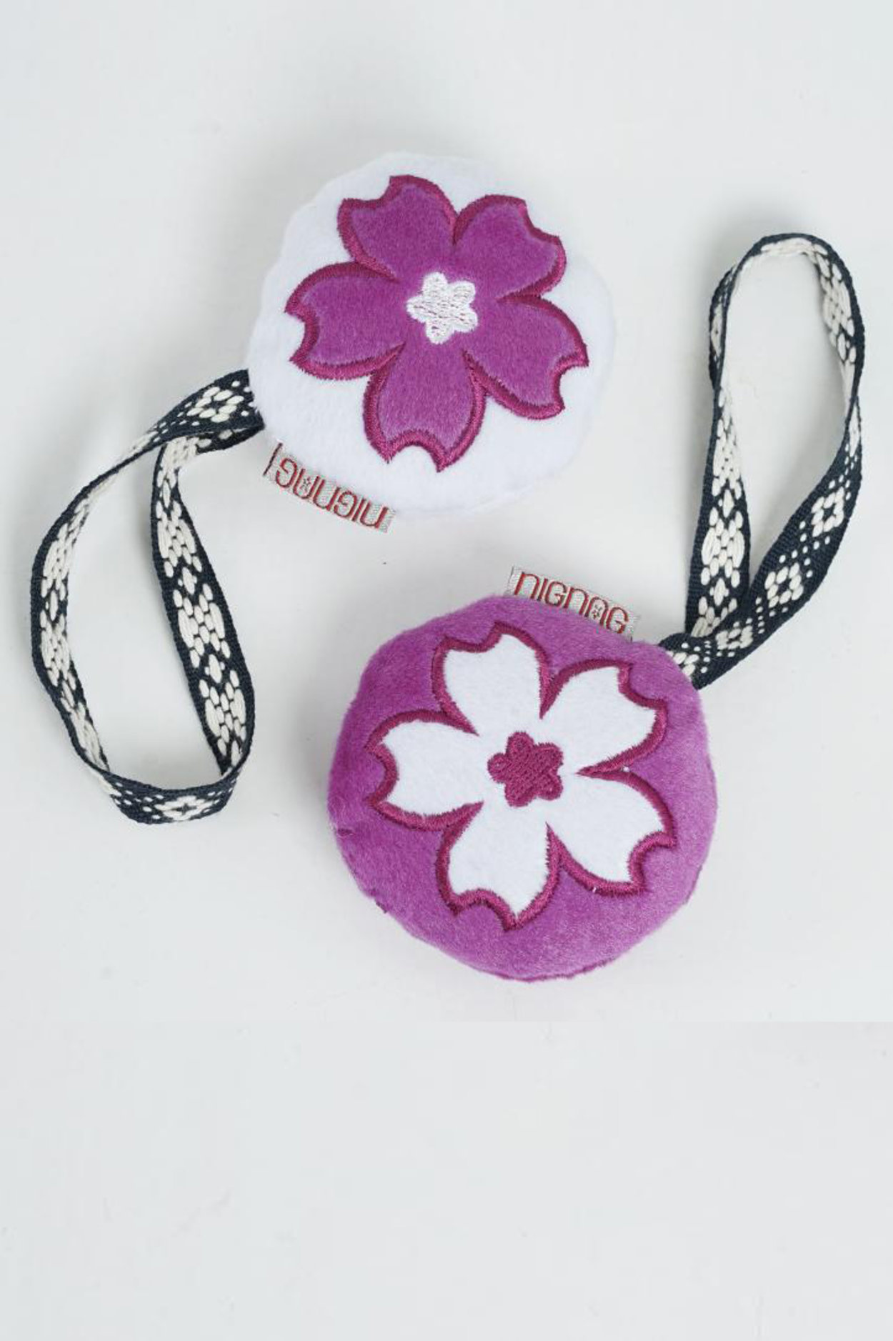 N-2020036 (Bantal Mini)