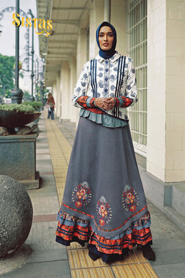 TUNEECA ABAYA Janne