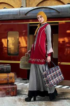 TUNEECA Gamis Wanderleigh
