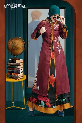 TUNEECA Gamis Lilith Dorsett