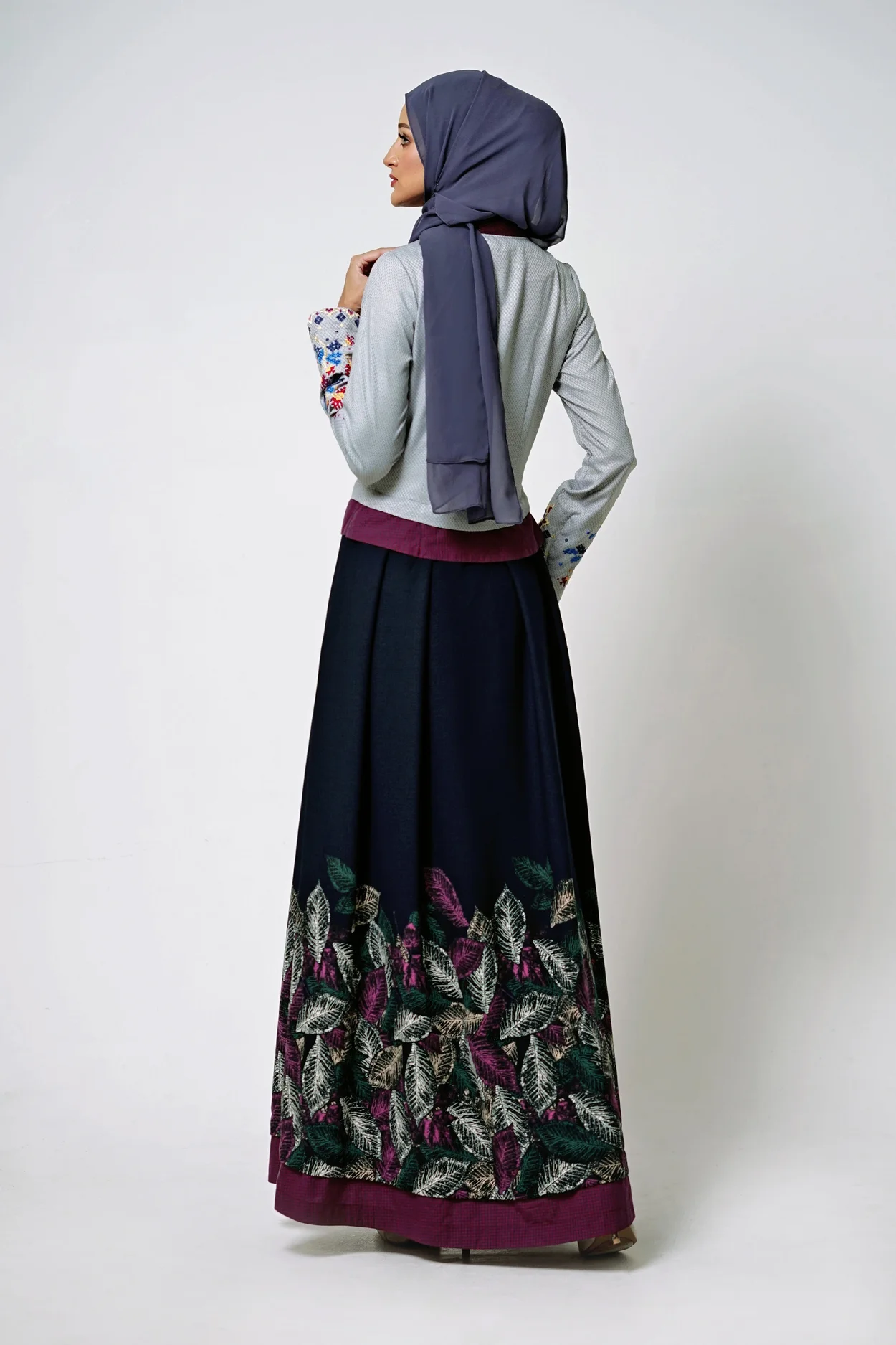 T-0126008-3_webp_o