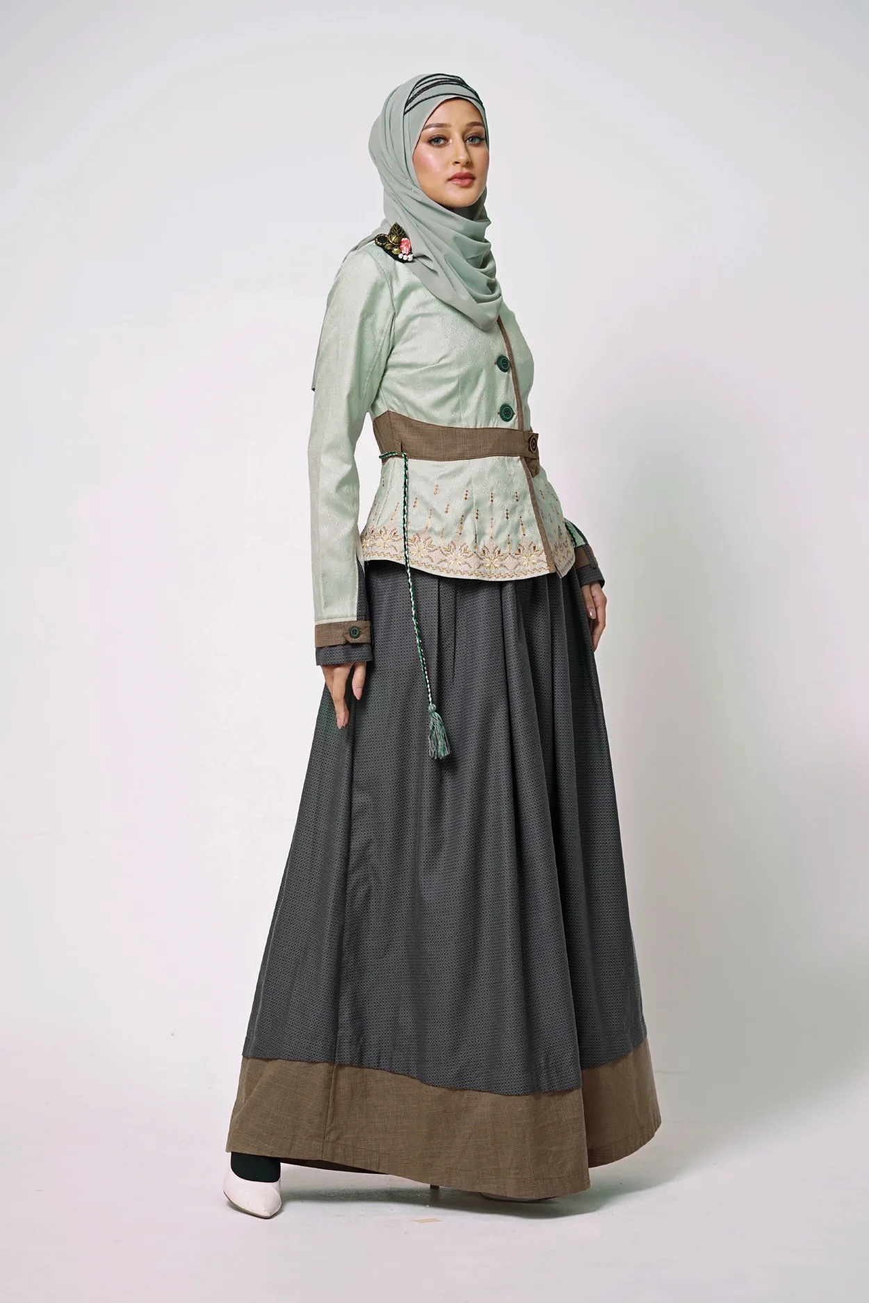 T-0126012-4_webp_o