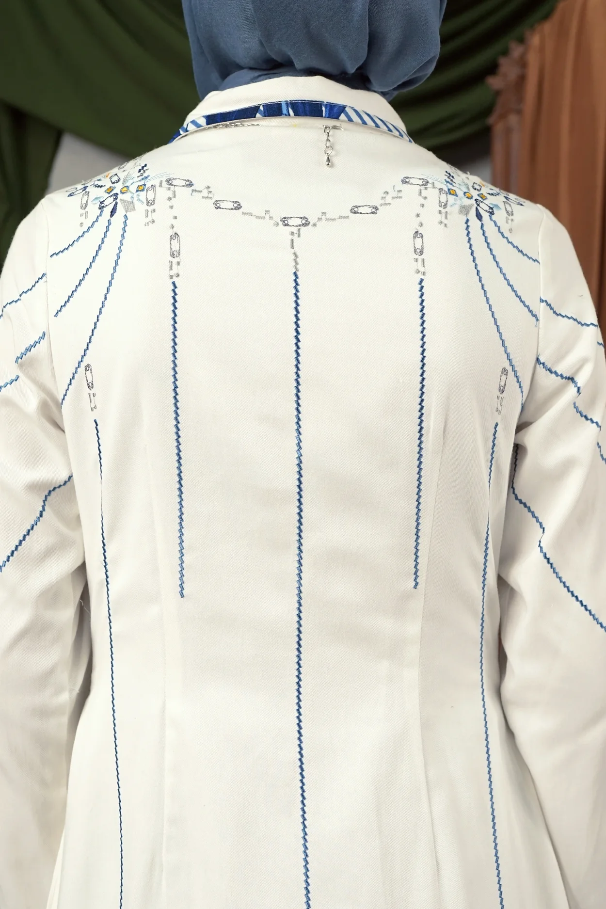 T-0426012-10_webp_o