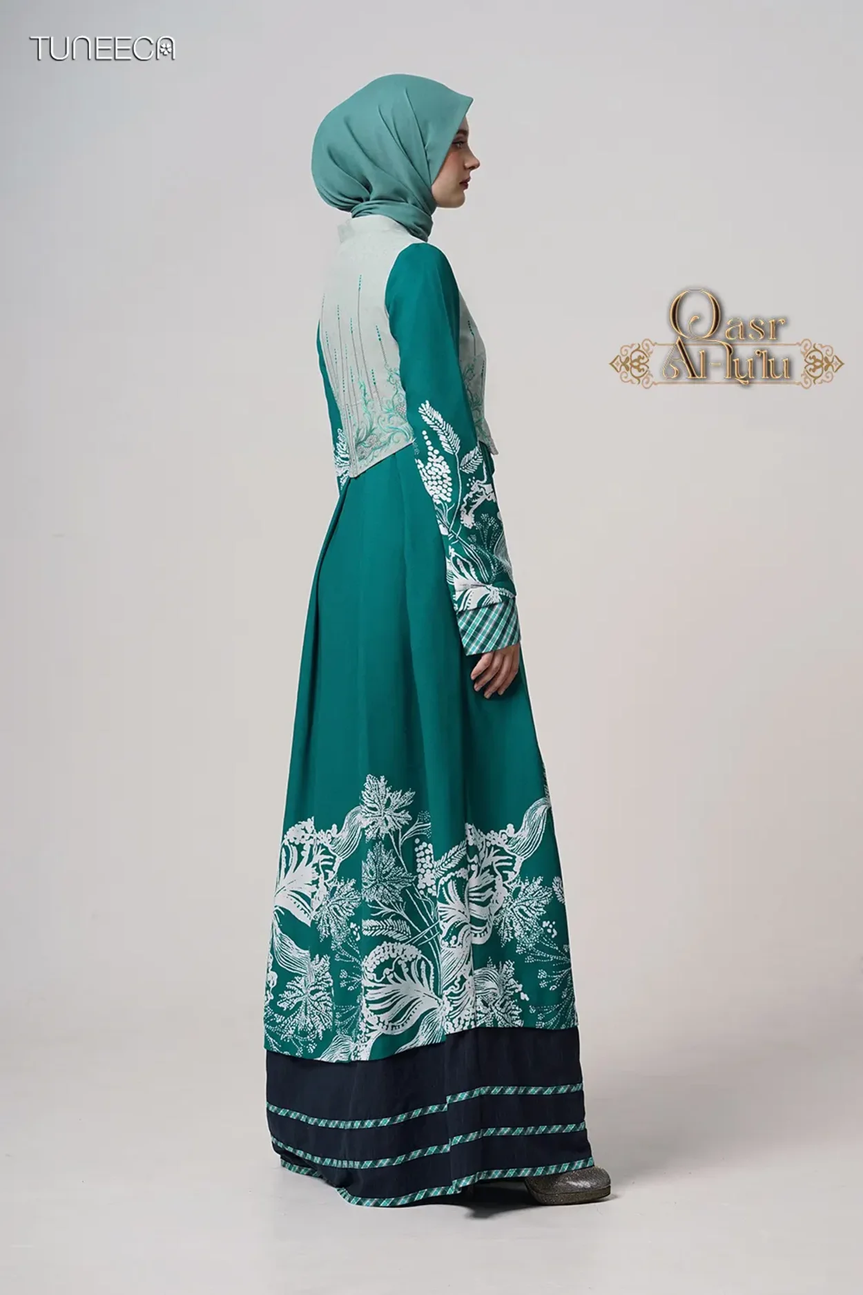 T-0825008-4_webp_o