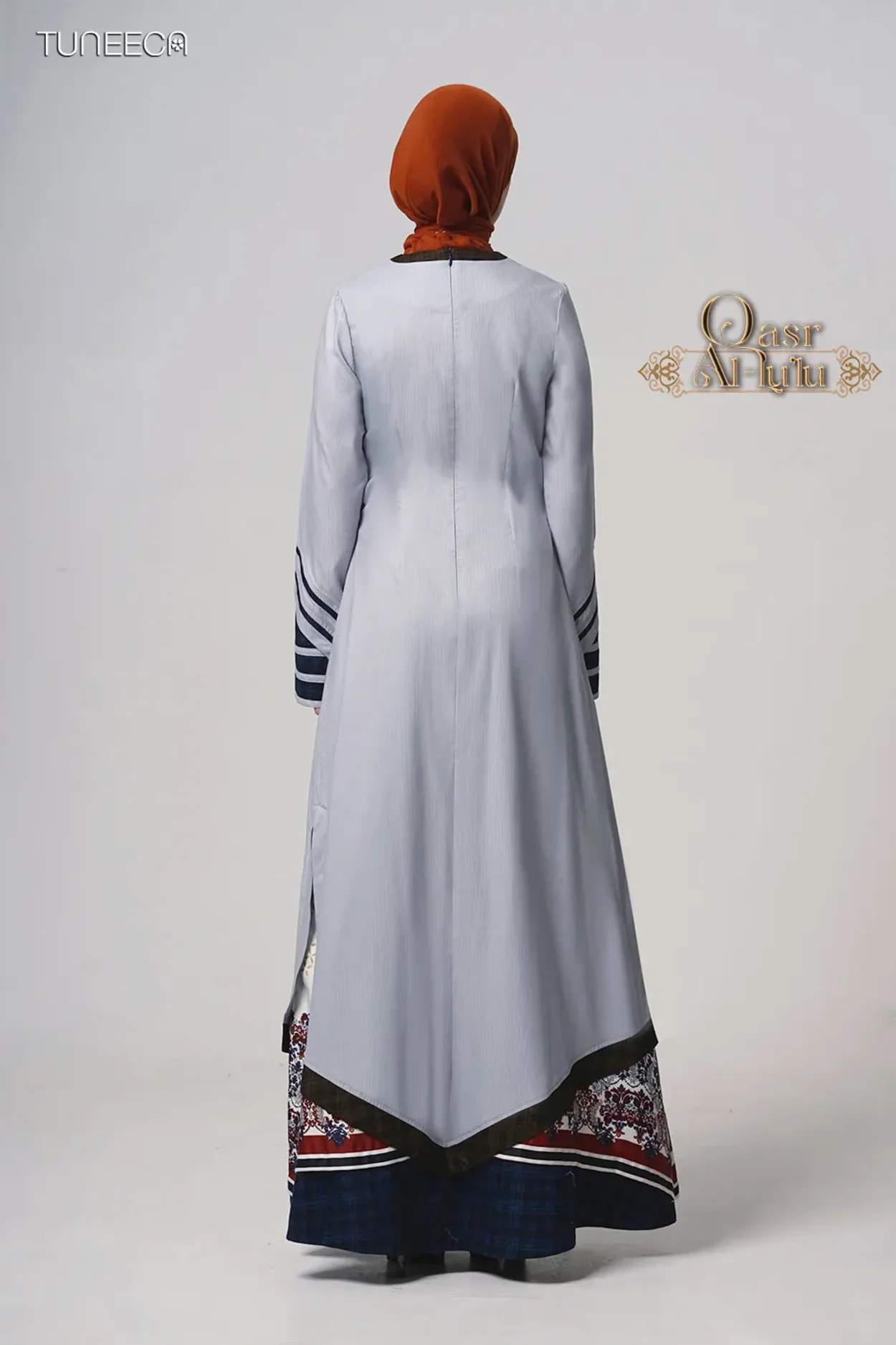T-0825009-3_webp_o