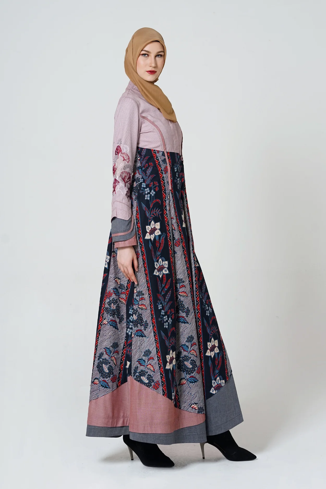 T-0925009-4_webp_o