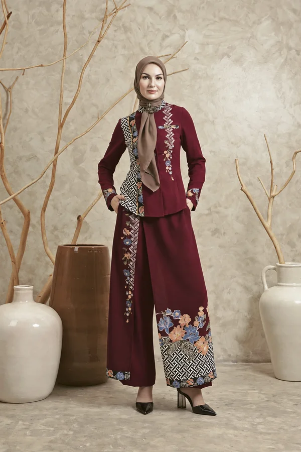 Atasan Batik Yara- Maroon