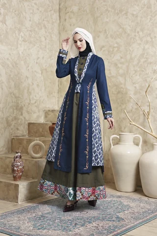 Gamis Haura