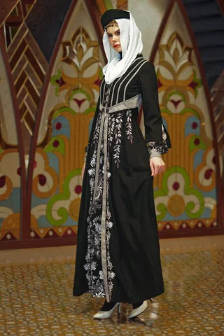 Tuneeca Gamis Nigyar Ganjavi