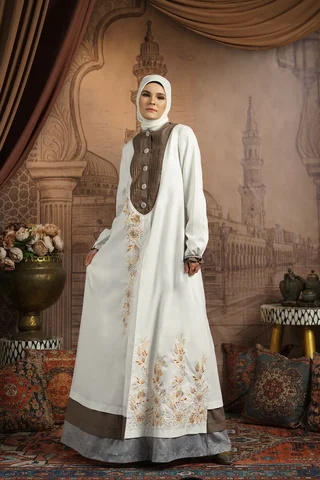 Abaya Qamra